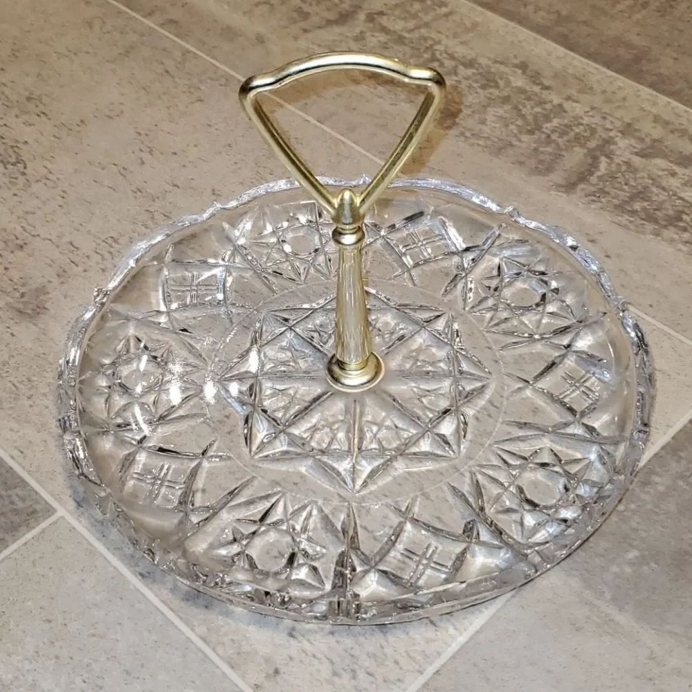 EUC Vintage Glass Handled Tray